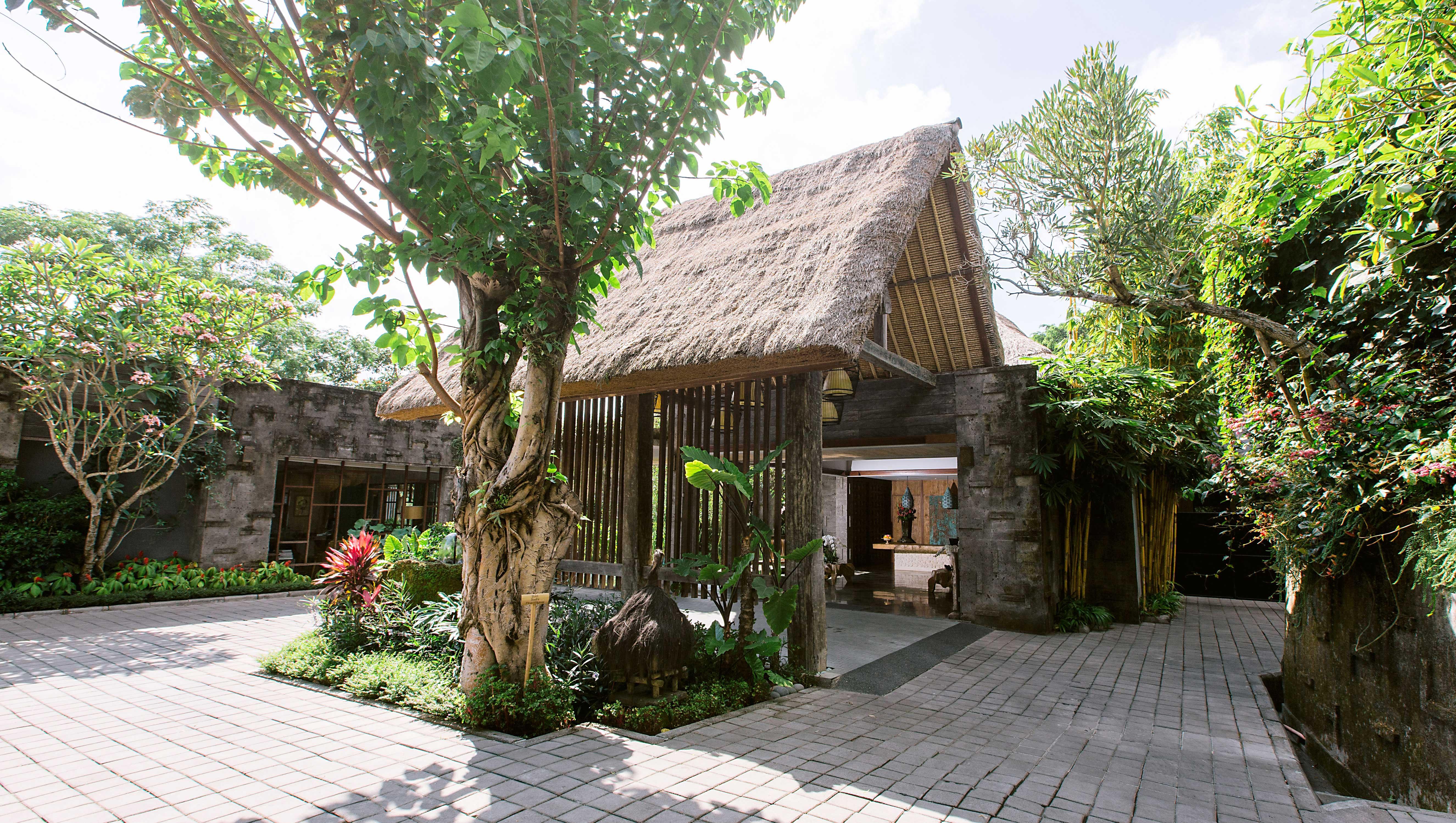 Tejaprana Resort & Spa Ubud  Luaran gambar The entrance of the museum