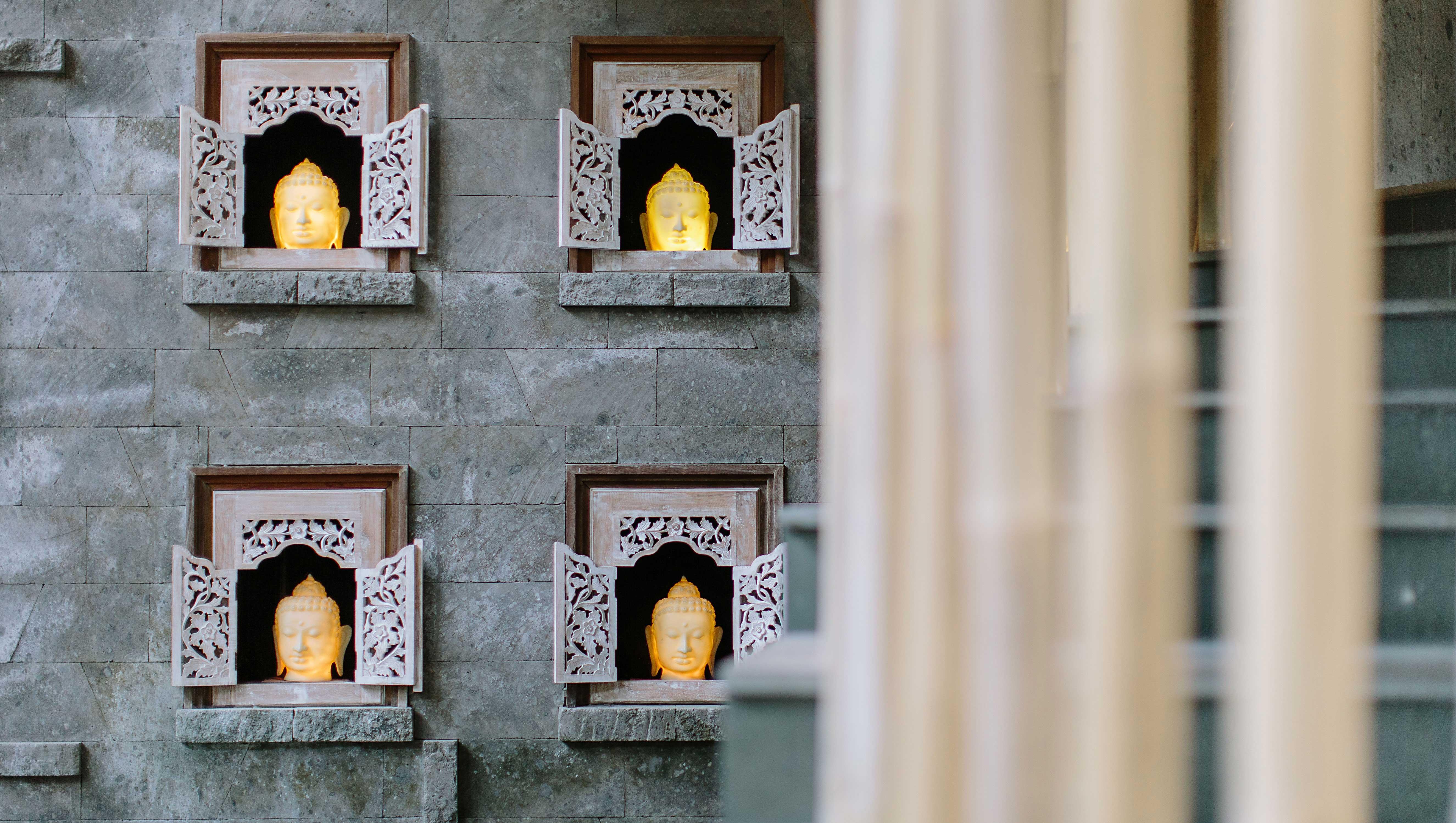 Tejaprana Resort & Spa Ubud  Luaran gambar The four faces of the Buddha