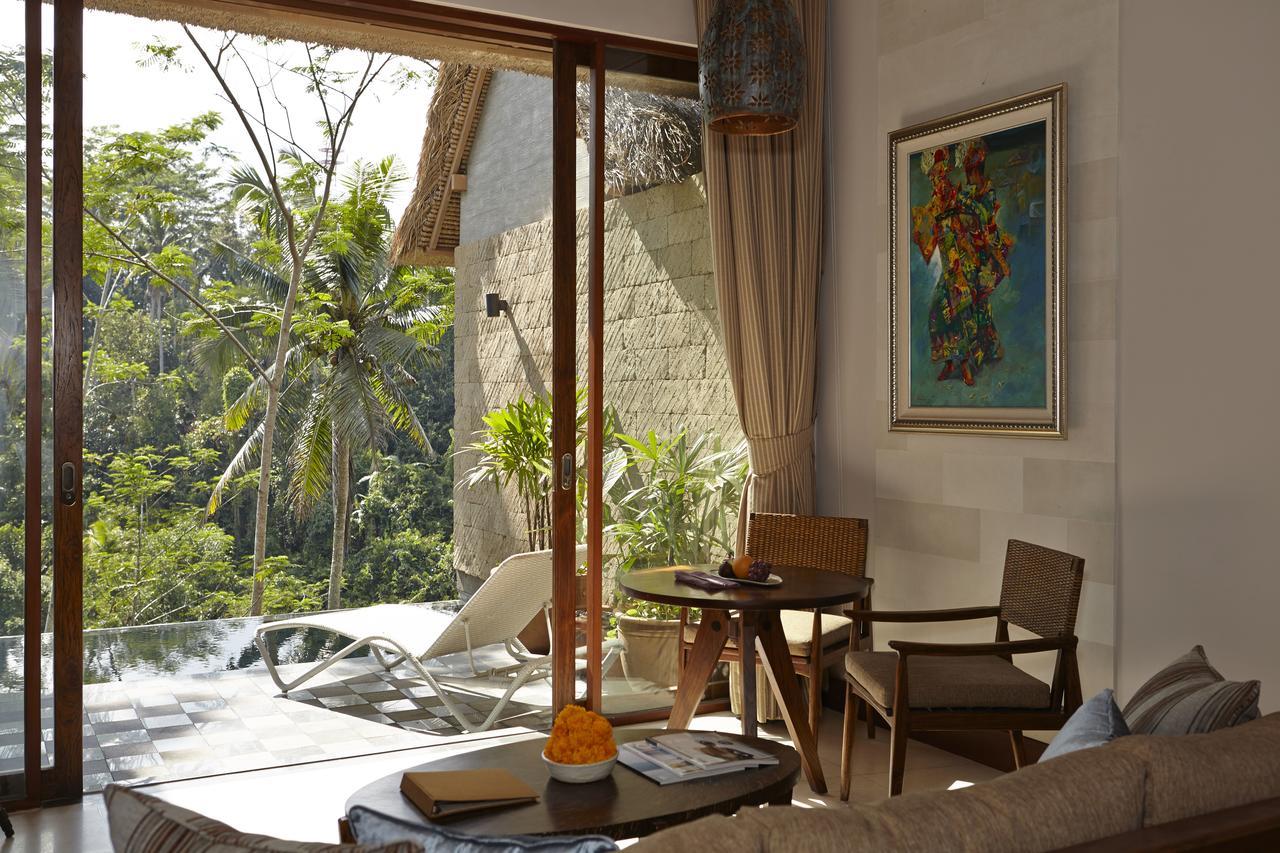 Tejaprana Resort & Spa Ubud  Luaran gambar Interior of a villa at the resort